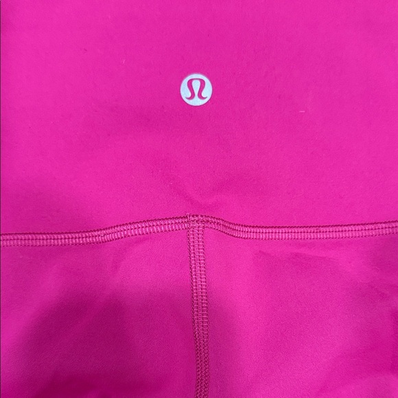 Lululemon Women’s Hot Pink Leggings Size 10 - Picture 3 of 3
